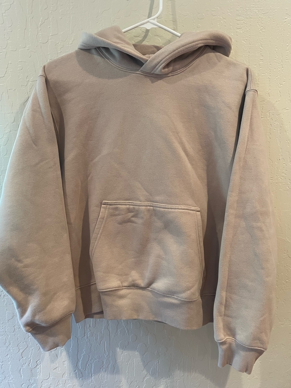 Aritzia Cozy Sweatfleece Perfect Hoodie Taupe Beige S Relaxed Fleece Pullover